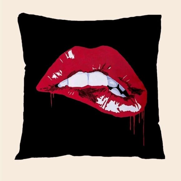 Lip 💋 Print Pillow Cover - Picture 2 of 3
